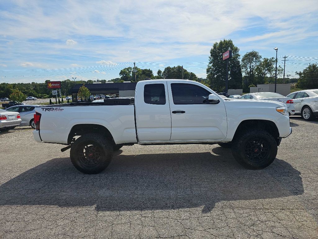 2020 Toyota Tacoma Image 7