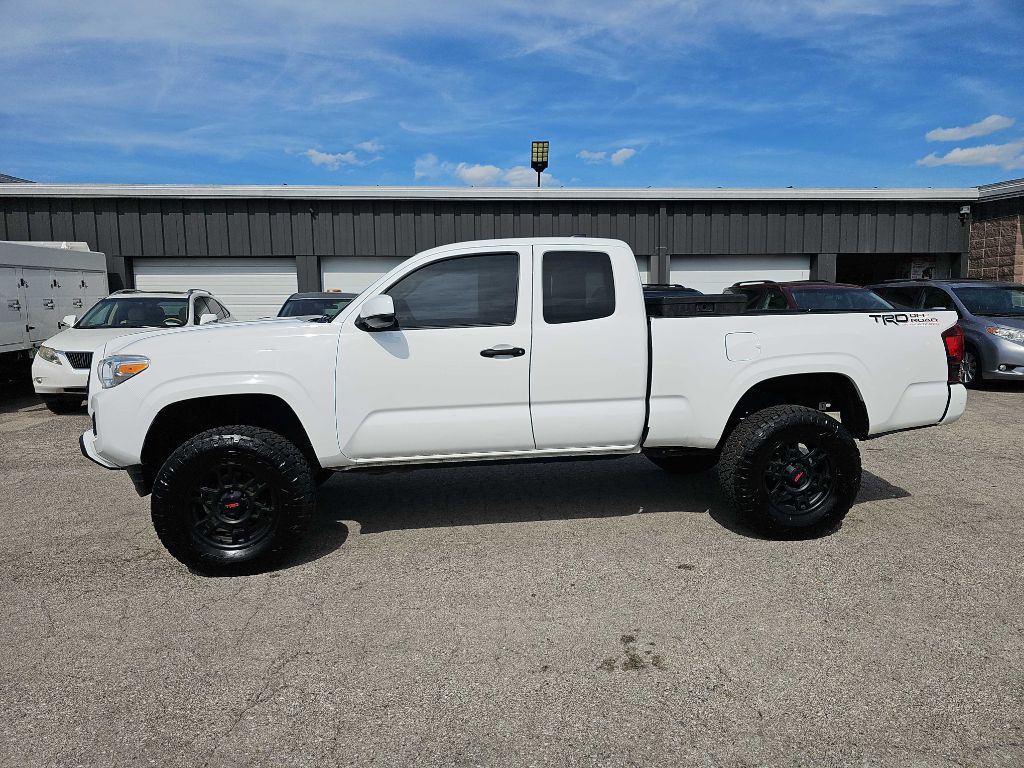 2020 Toyota Tacoma Image 13