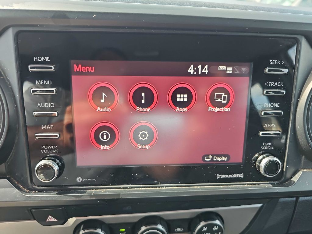 2020 Toyota Tacoma Image 39