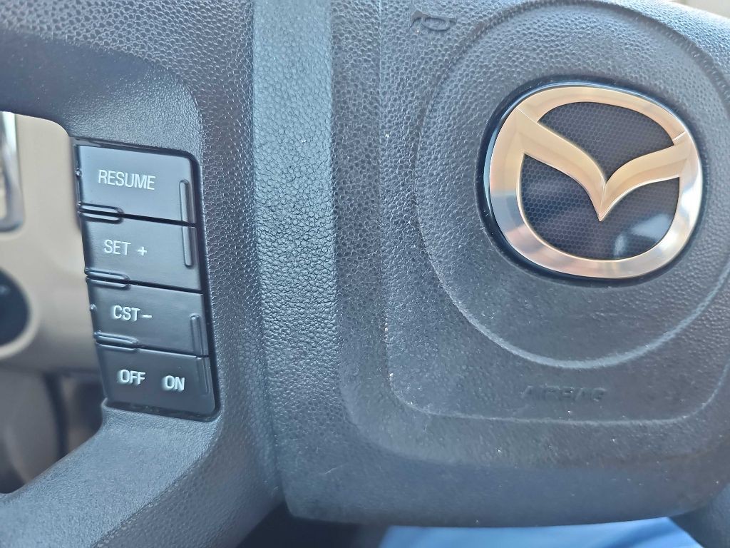 2008 Mazda Tribute Image 32