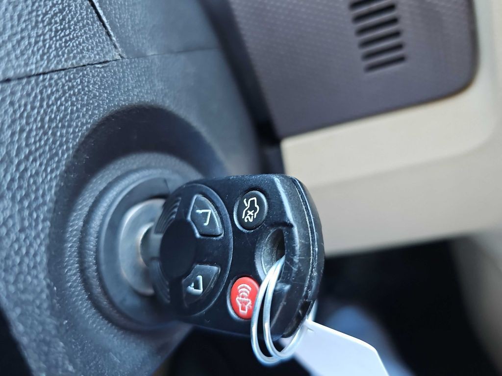 2008 Mazda Tribute Image 135