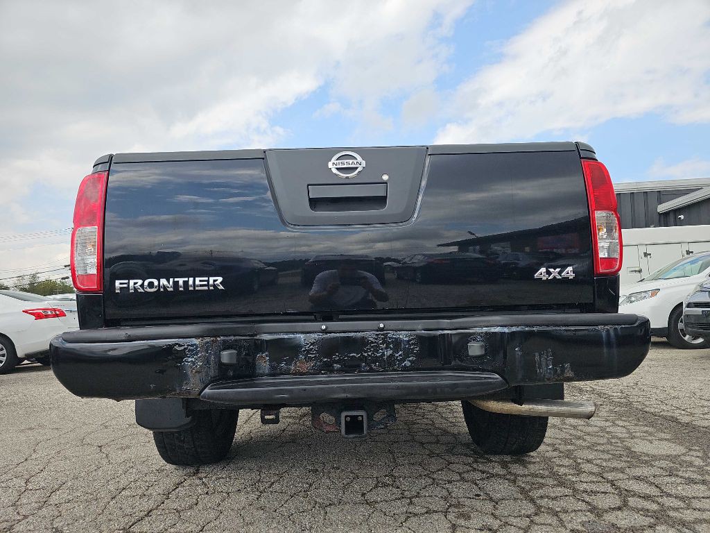 2012 Nissan Frontier Image 11