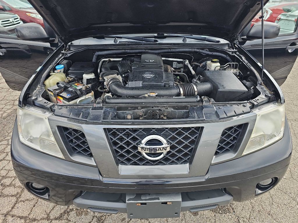 2012 Nissan Frontier Image 23