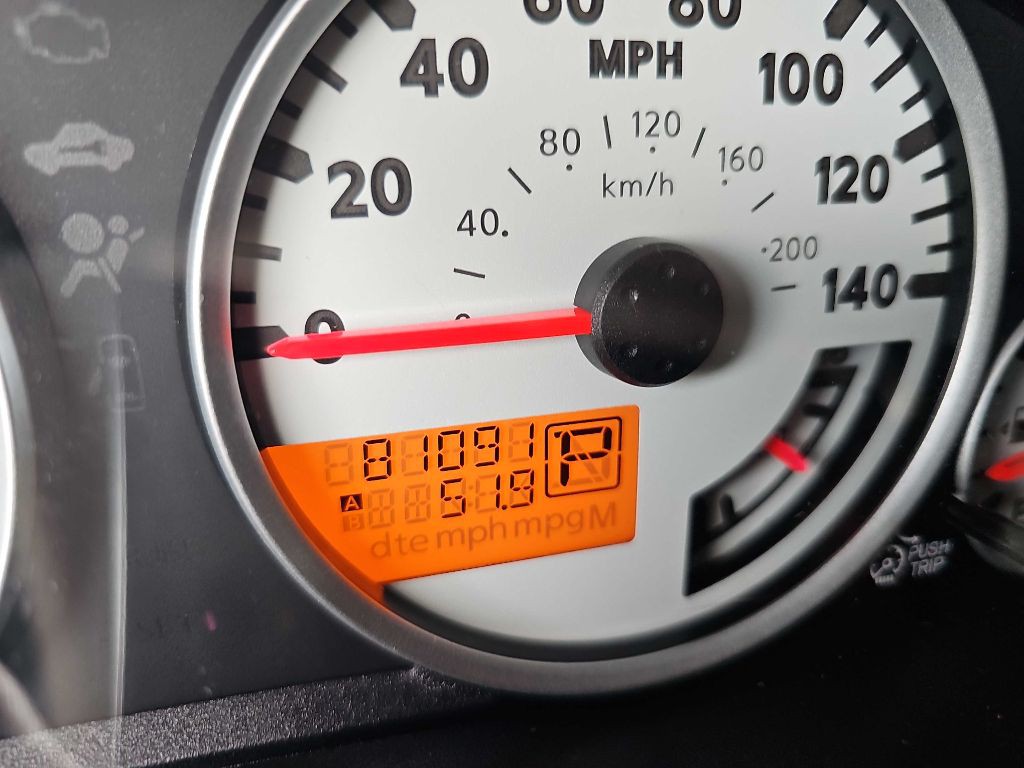 2012 Nissan Frontier Image 39