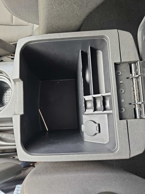 2012 Nissan Frontier Image 50