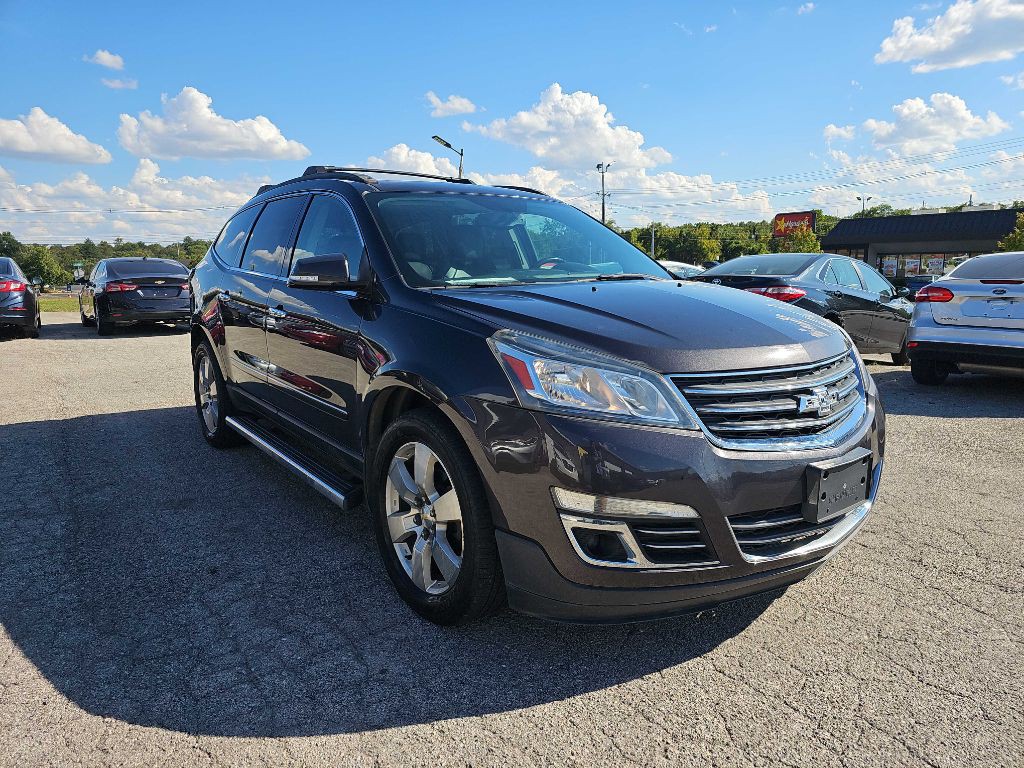 2013 Chevrolet Traverse Image 3