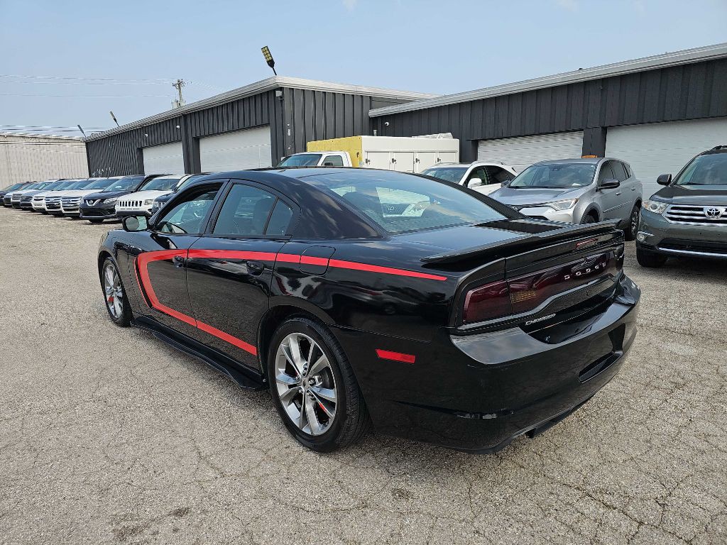 2011 Dodge Charger Image 13