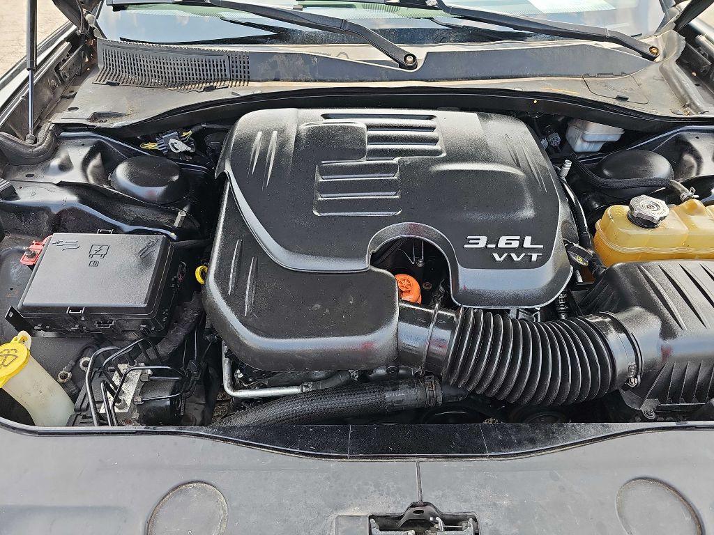2011 Dodge Charger Image 22