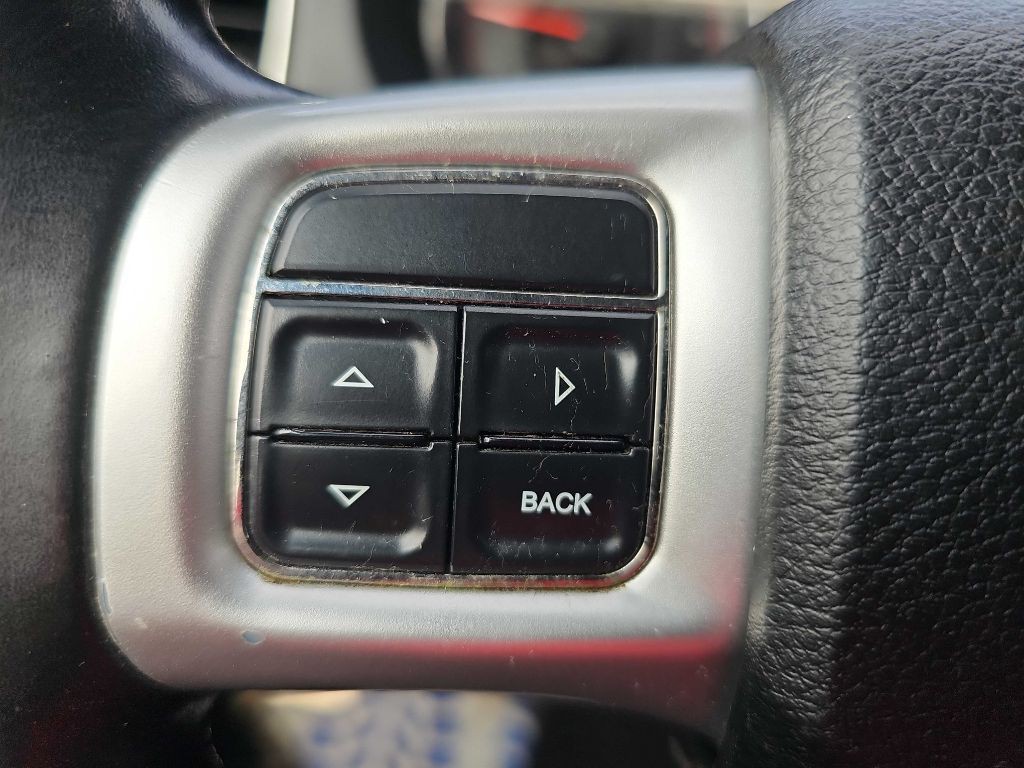 2011 Dodge Charger Image 38