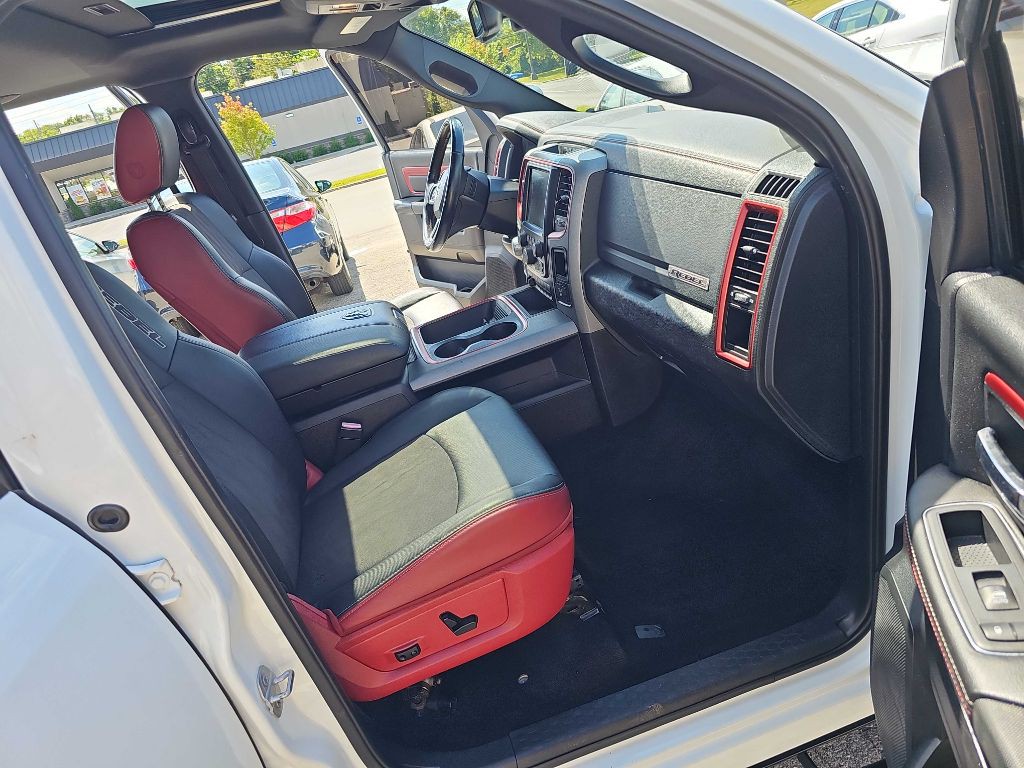 2016 RAM 1500 Image 38