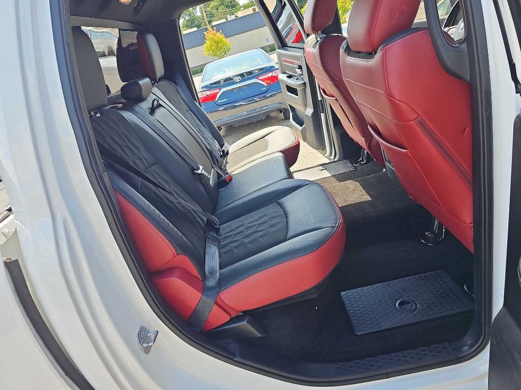2016 RAM 1500 Image 42