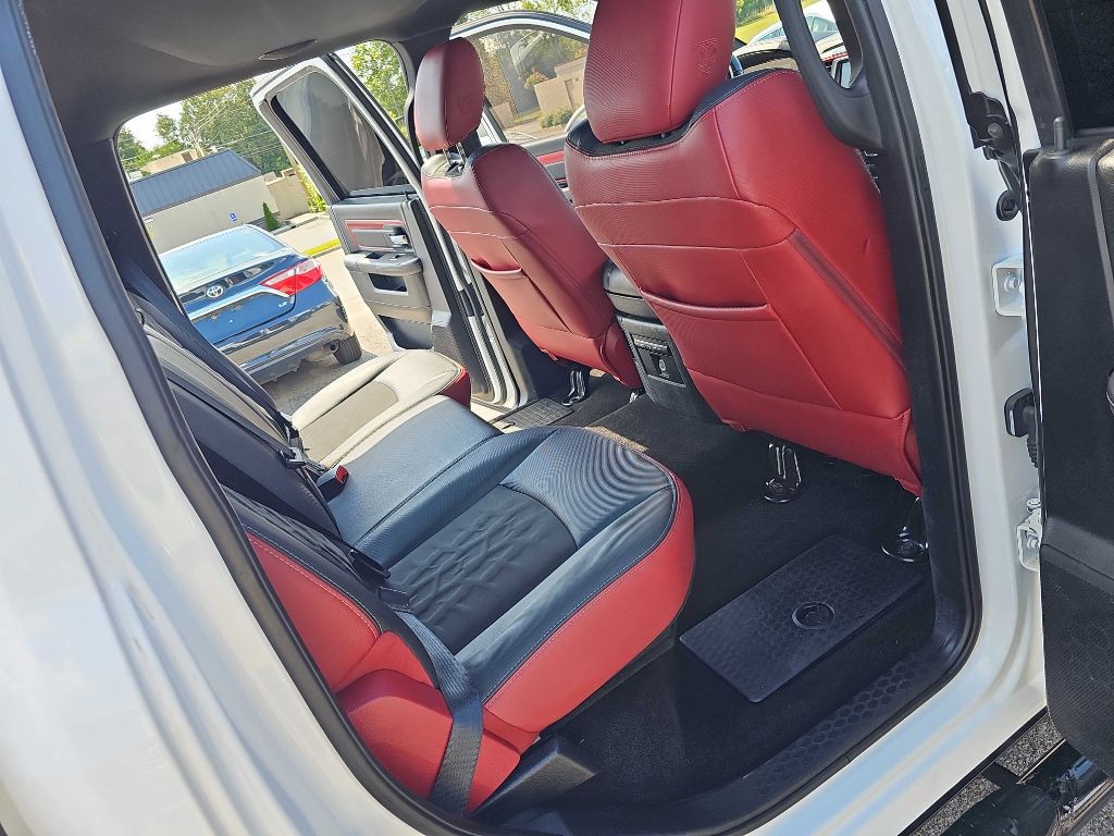 2016 RAM 1500 Image 43