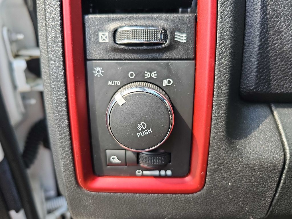 2016 RAM 1500 Image 56