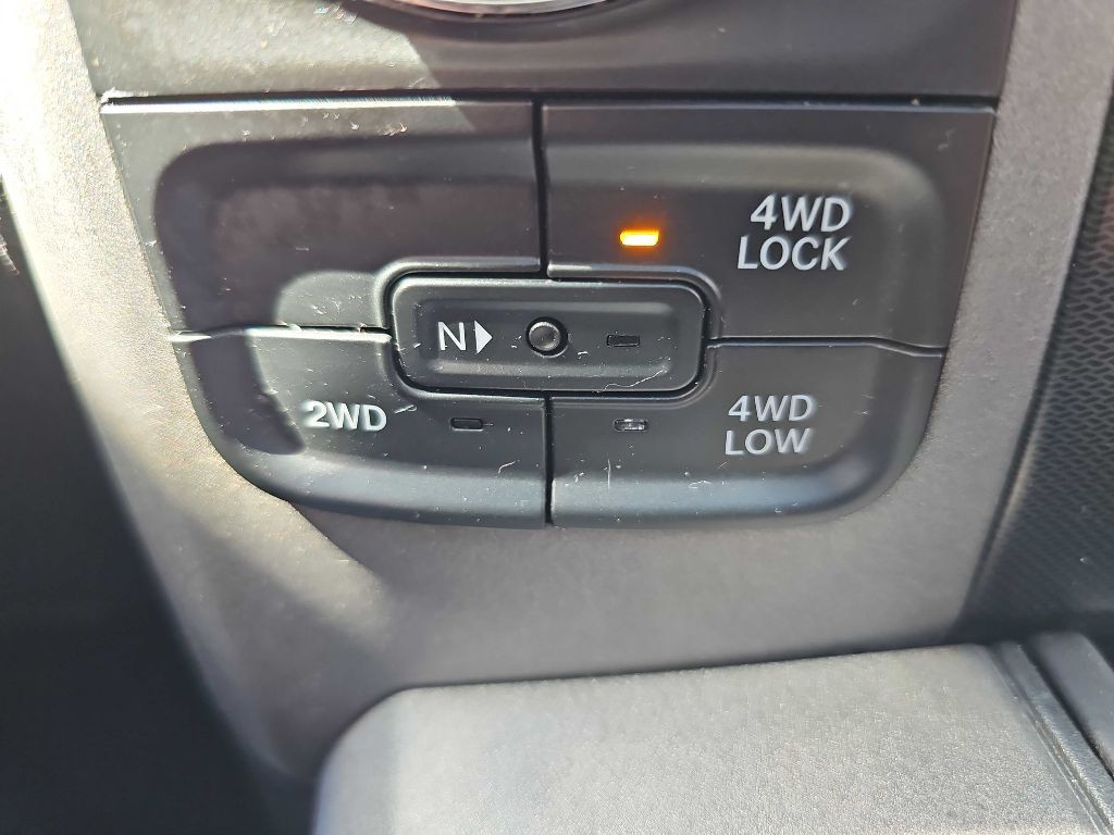 2016 RAM 1500 Image 77