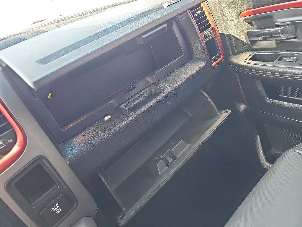 2016 RAM 1500 Image 92