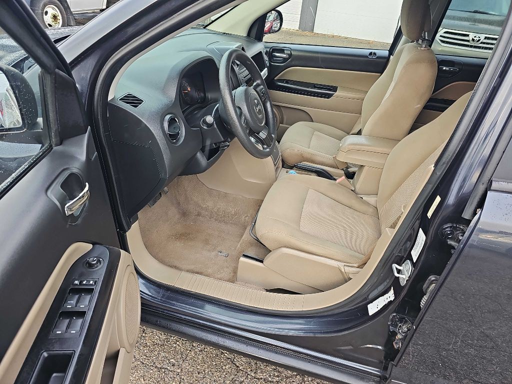 2014 Jeep Compass Image 19