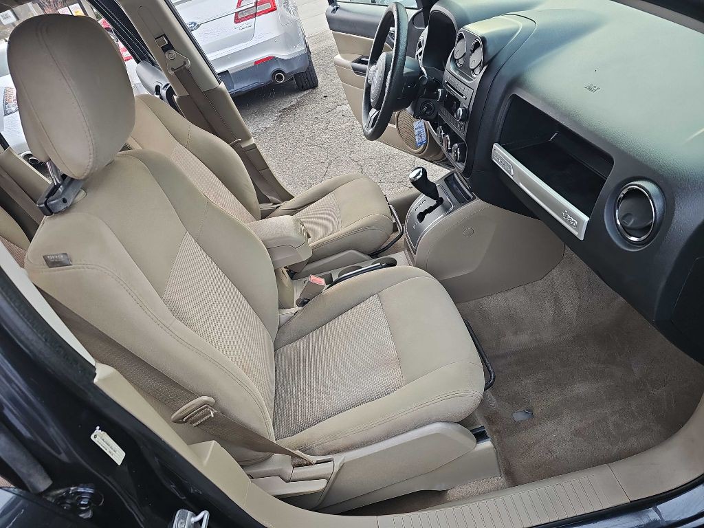 2014 Jeep Compass Image 22