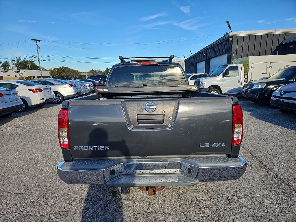 2010 Nissan Frontier Image 12