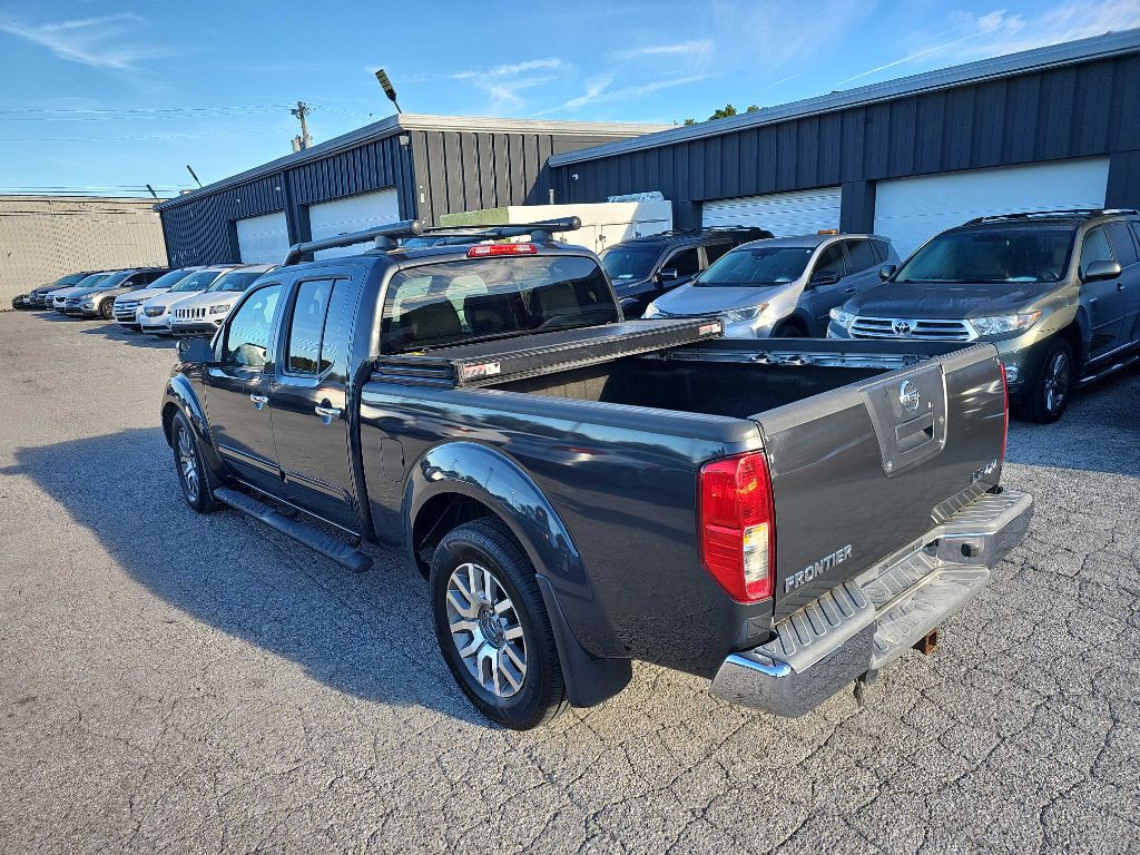 2010 Nissan Frontier Image 16