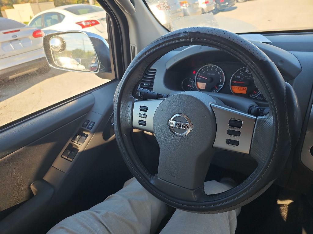 2010 Nissan Frontier Image 60