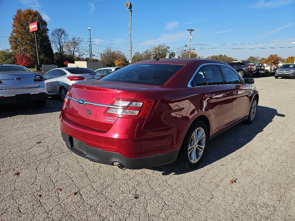 2013 Ford Taurus Image 17