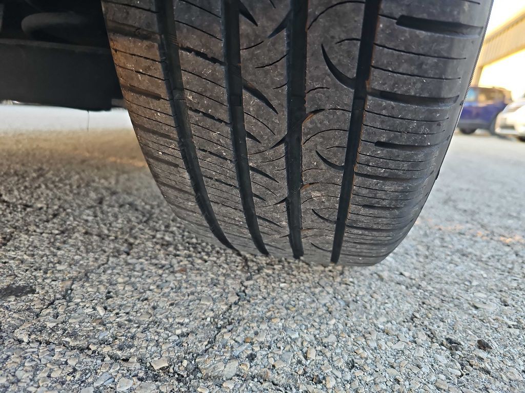 2013 Ford Taurus Image 21