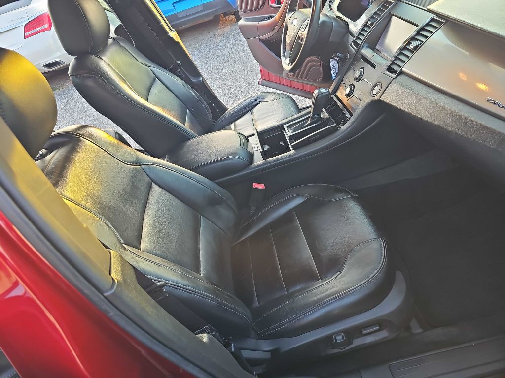 2013 Ford Taurus Image 32
