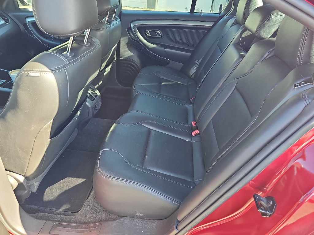 2013 Ford Taurus Image 38