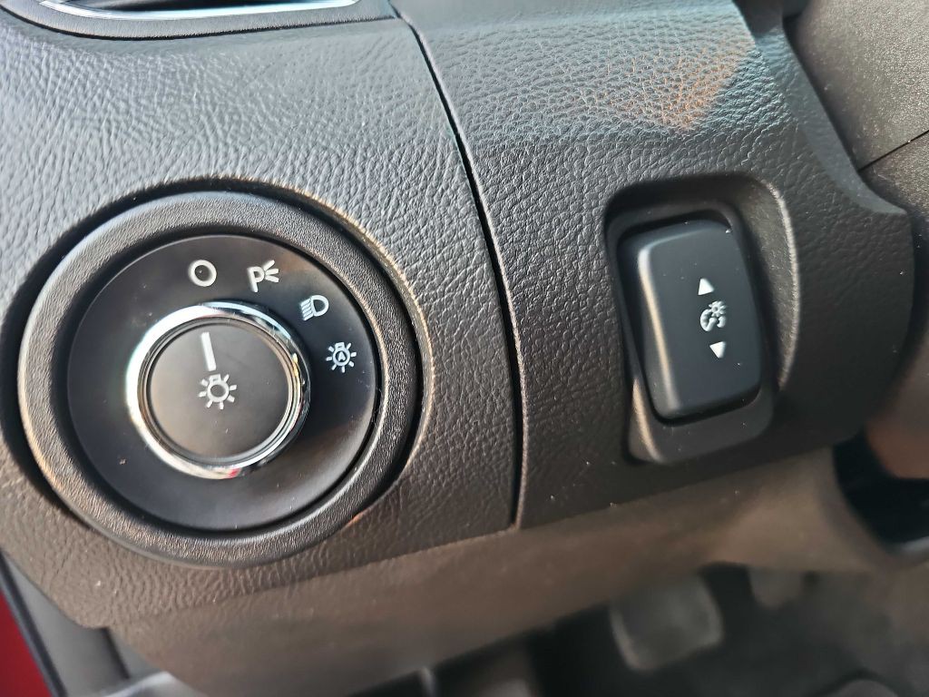 2013 Ford Taurus Image 44