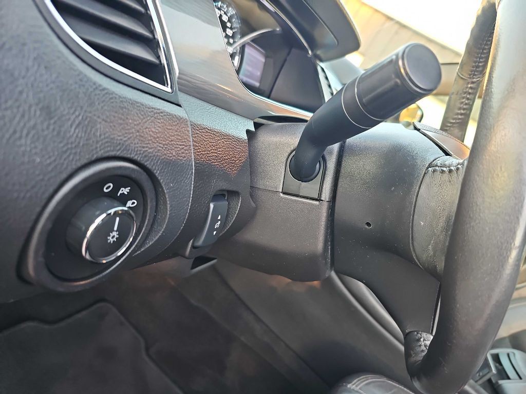 2013 Ford Taurus Image 46