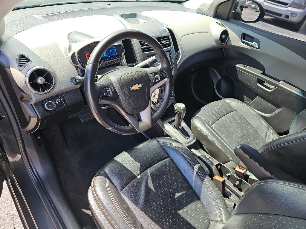 2016 Chevrolet Sonic Image 18