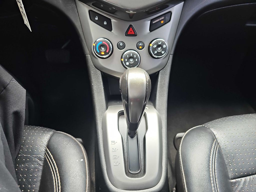 2016 Chevrolet Sonic Image 34