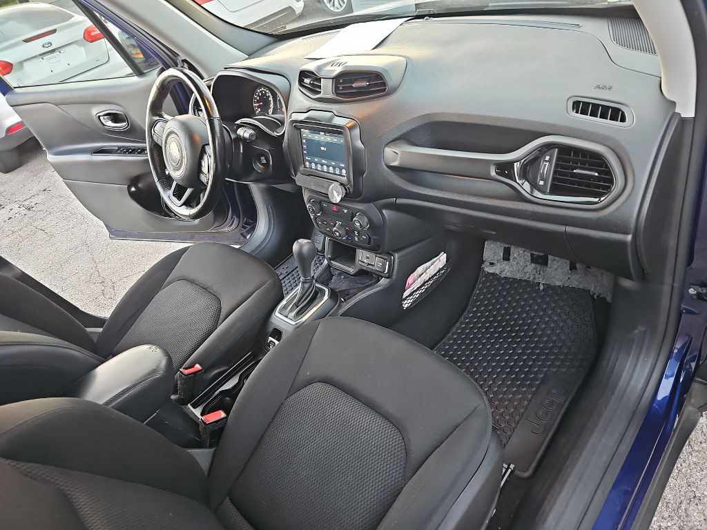 2018 Jeep Renegade Image 24