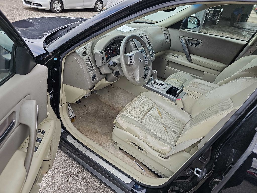 2005 INFINITI FX35 Image 12