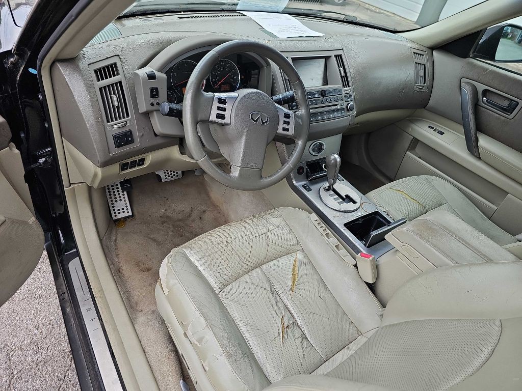 2005 INFINITI FX35 Image 13