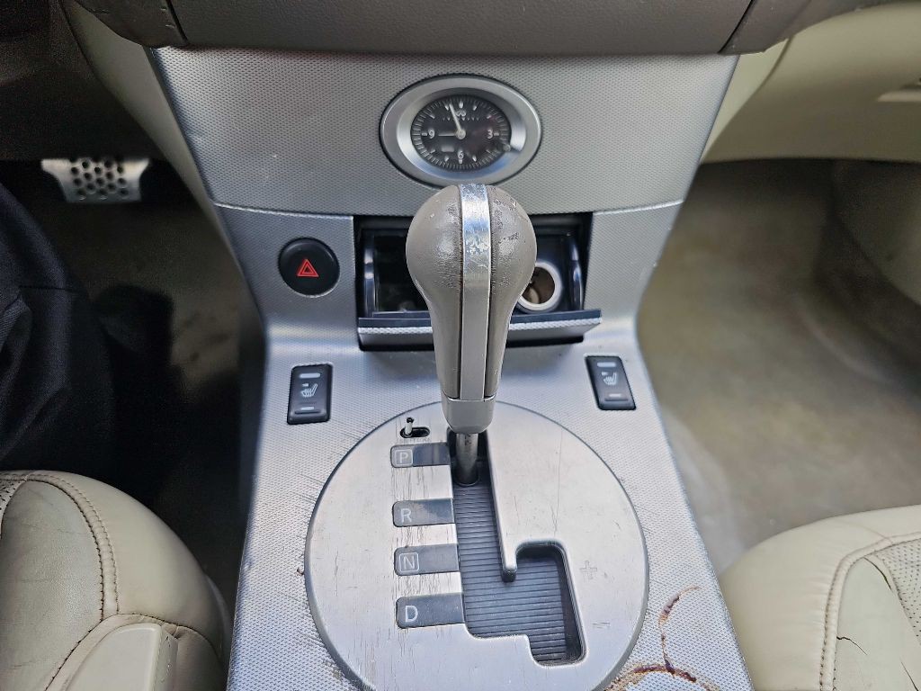 2005 INFINITI FX35 Image 28