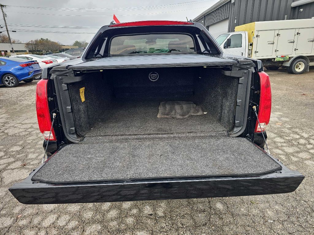 2013 Cadillac Escalade Image 15