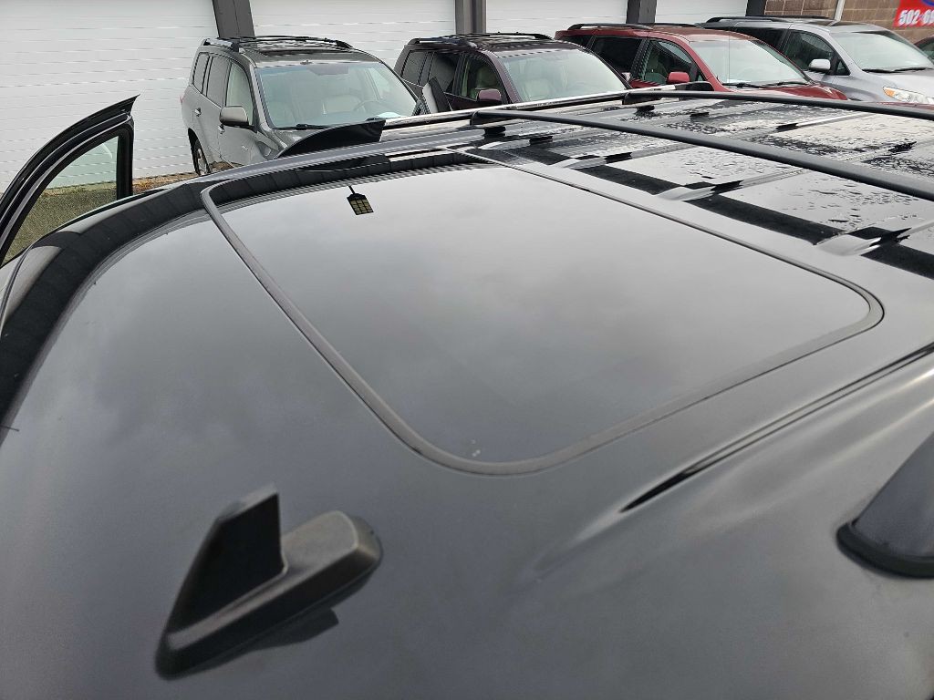 2013 Cadillac Escalade Image 23