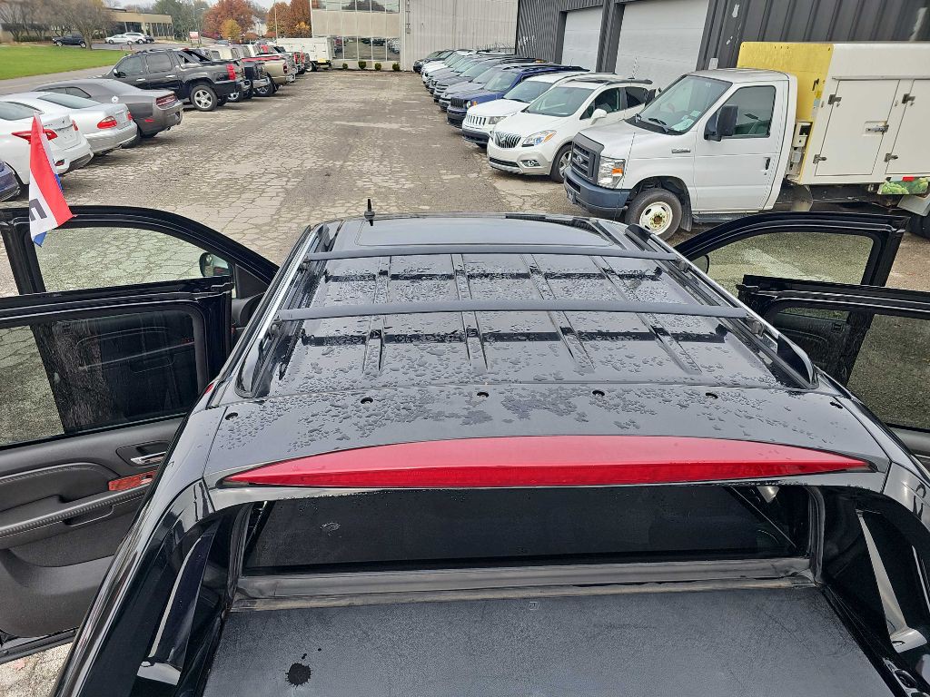 2013 Cadillac Escalade Image 26