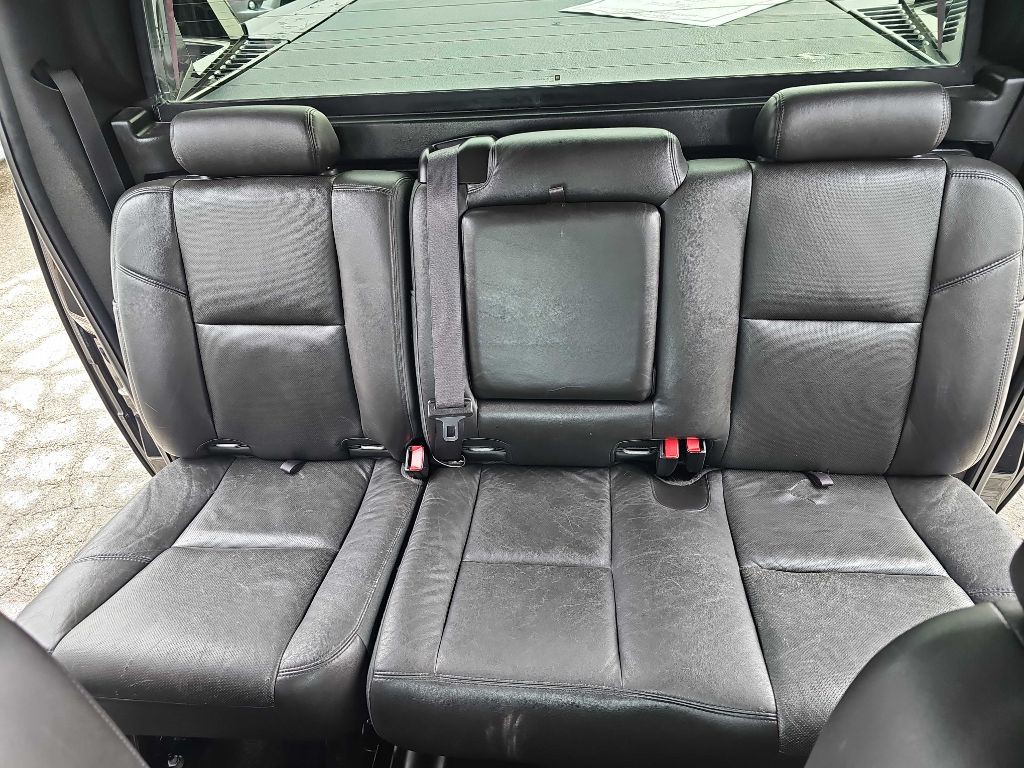 2013 Cadillac Escalade Image 42