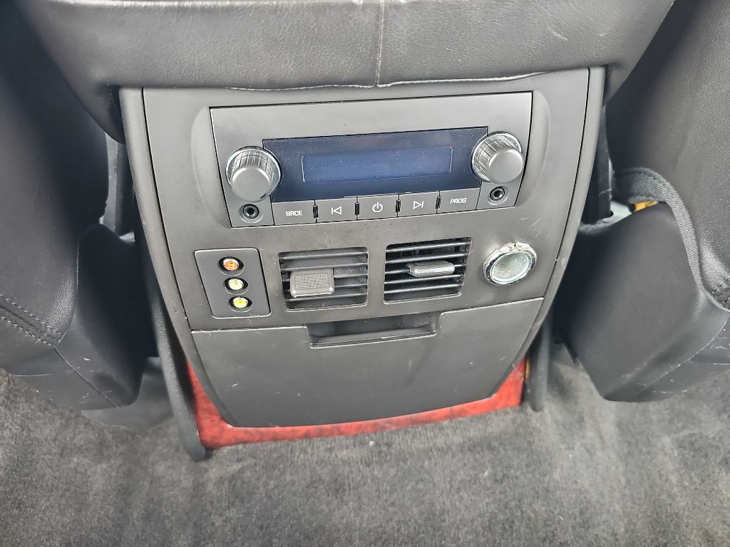 2013 Cadillac Escalade Image 45