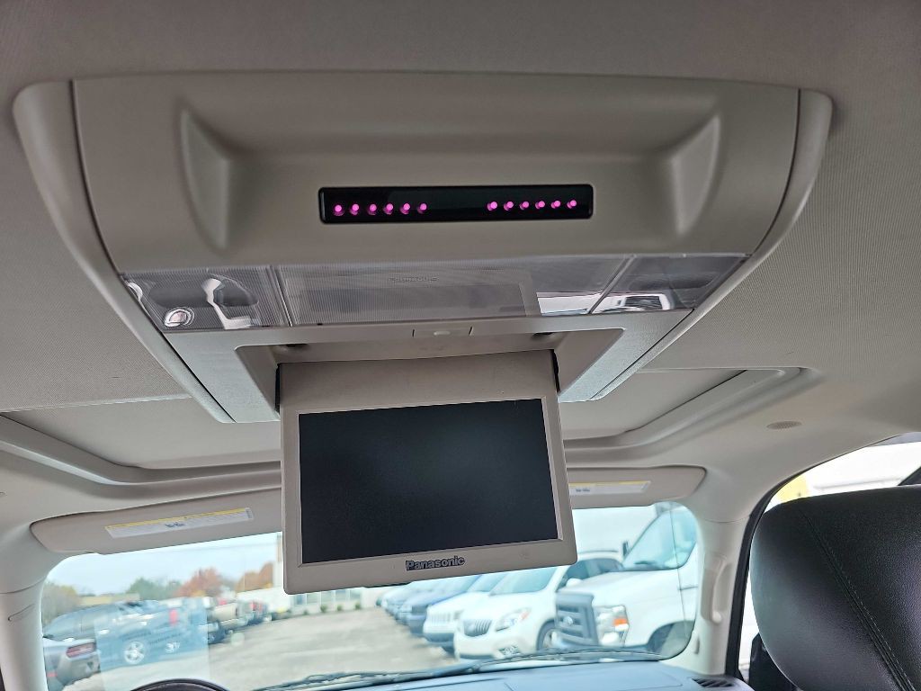 2013 Cadillac Escalade Image 46