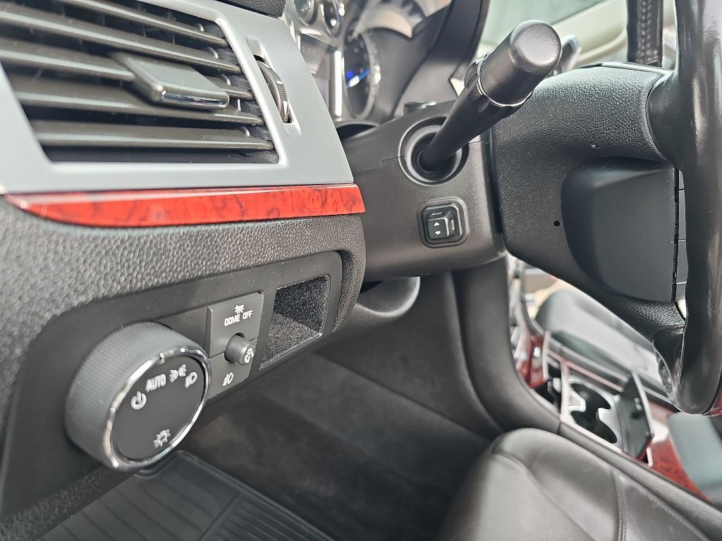 2013 Cadillac Escalade Image 48