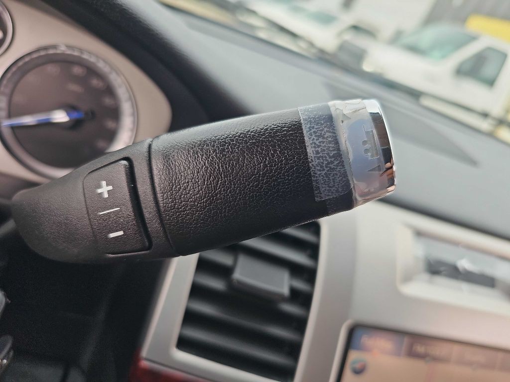 2013 Cadillac Escalade Image 55