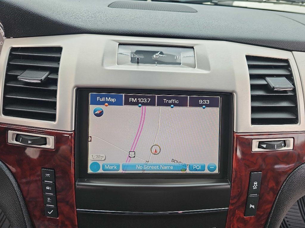 2013 Cadillac Escalade Image 57