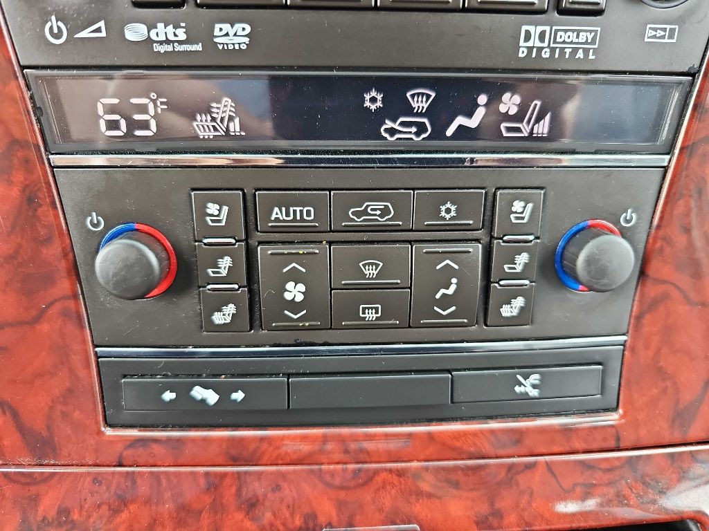 2013 Cadillac Escalade Image 59