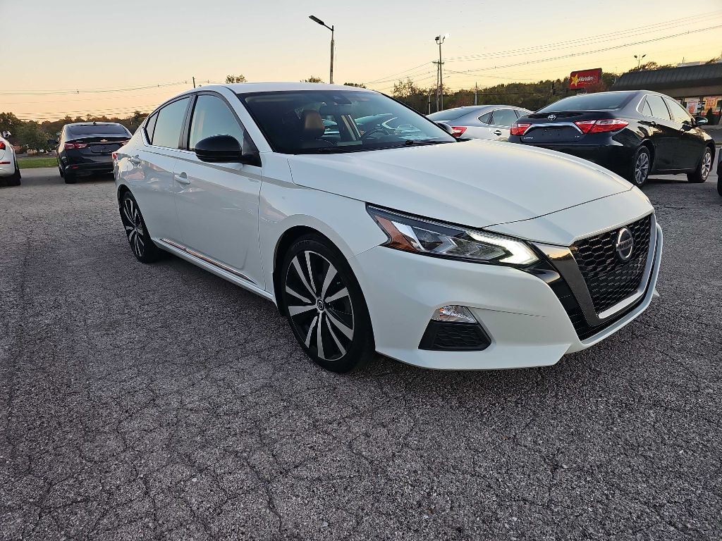 2020 Nissan Altima Image 3
