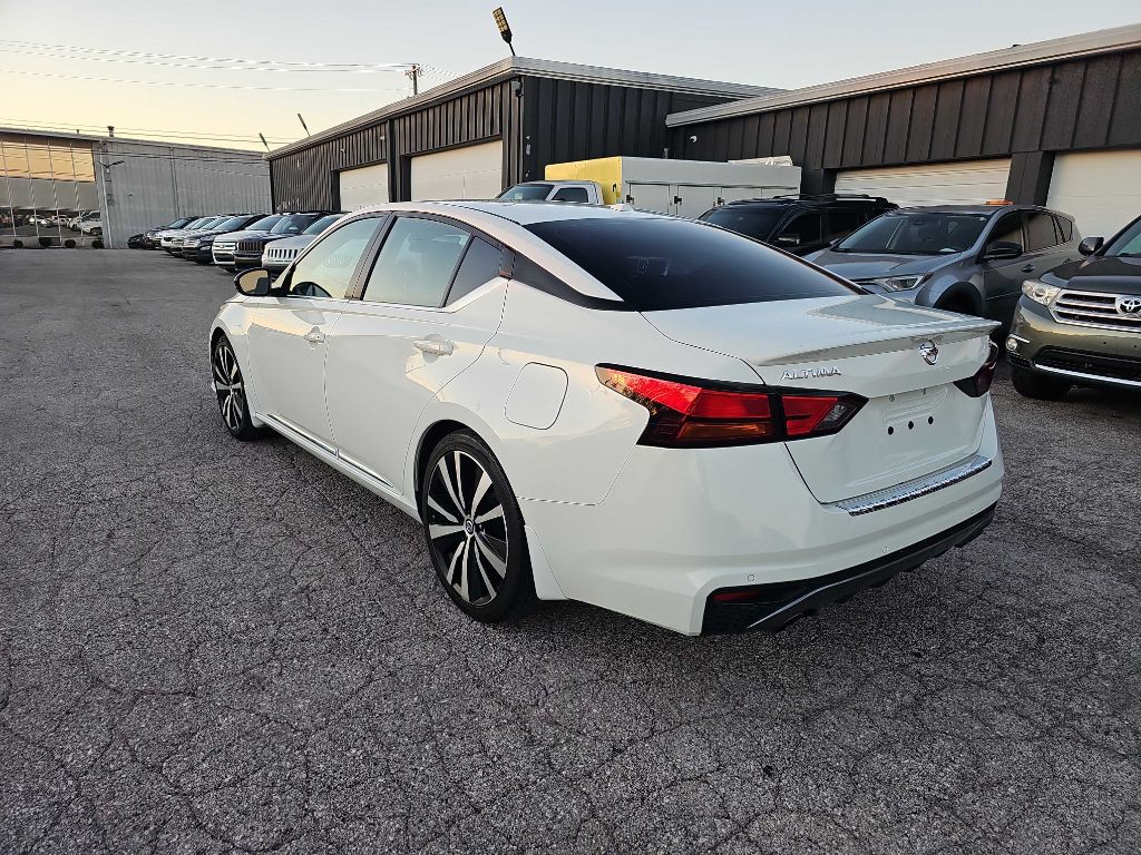 2020 Nissan Altima Image 12