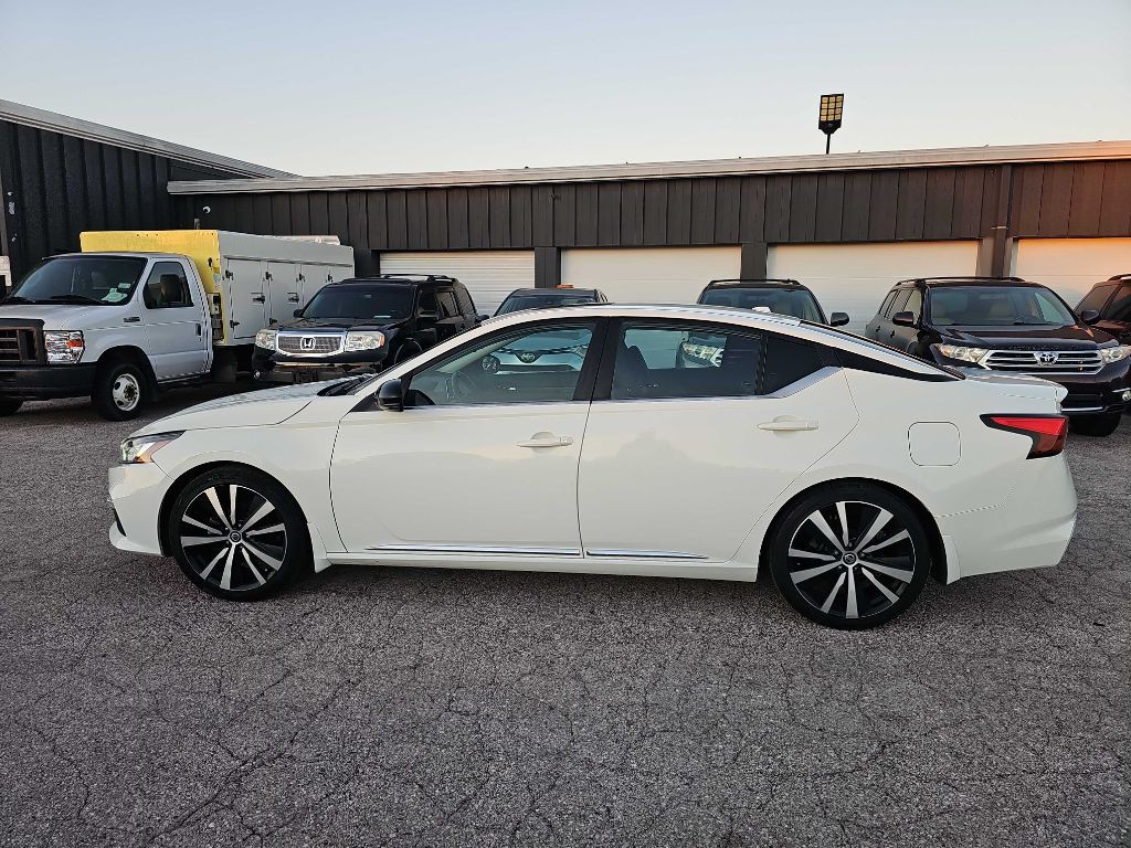 2020 Nissan Altima Image 14