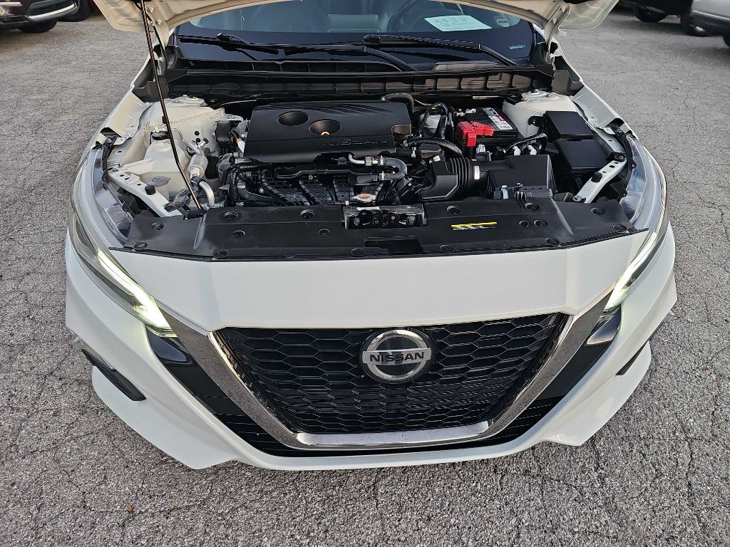 2020 Nissan Altima Image 21